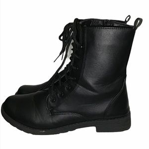 Women’s Black Bombat Boots Size 8